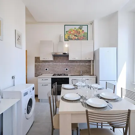 Ampio A 10 Minuti Dal Centro Appartamento
